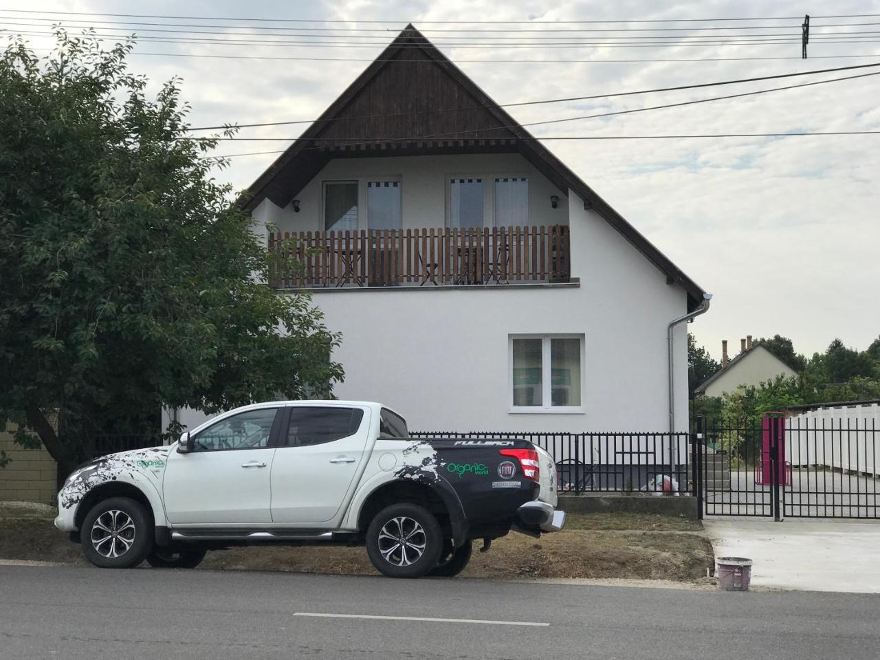 Hotel Szep Napot Vendeghaz Tordas Exteriér fotografie