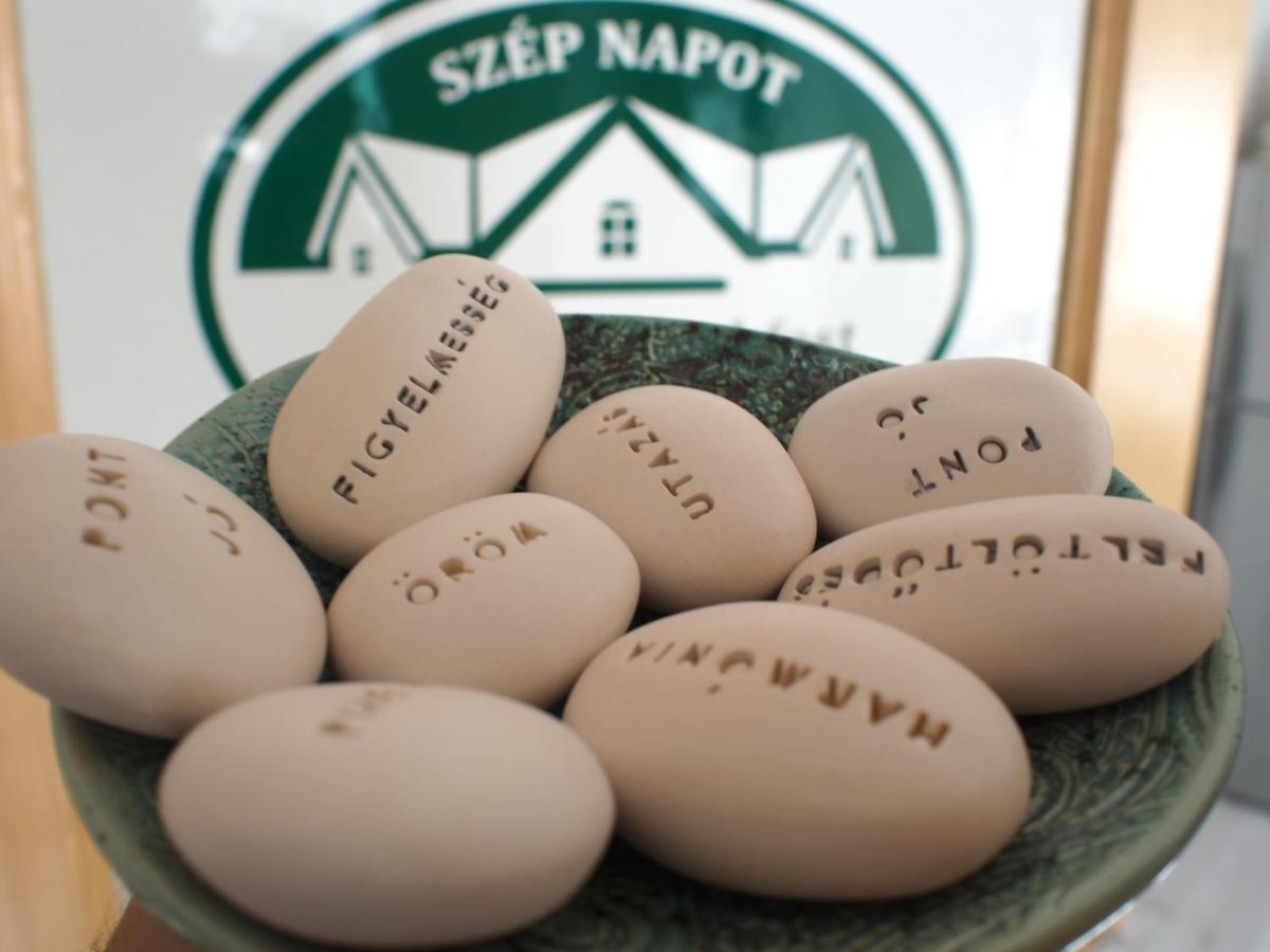 Hotel Szep Napot Vendeghaz Tordas Exteriér fotografie